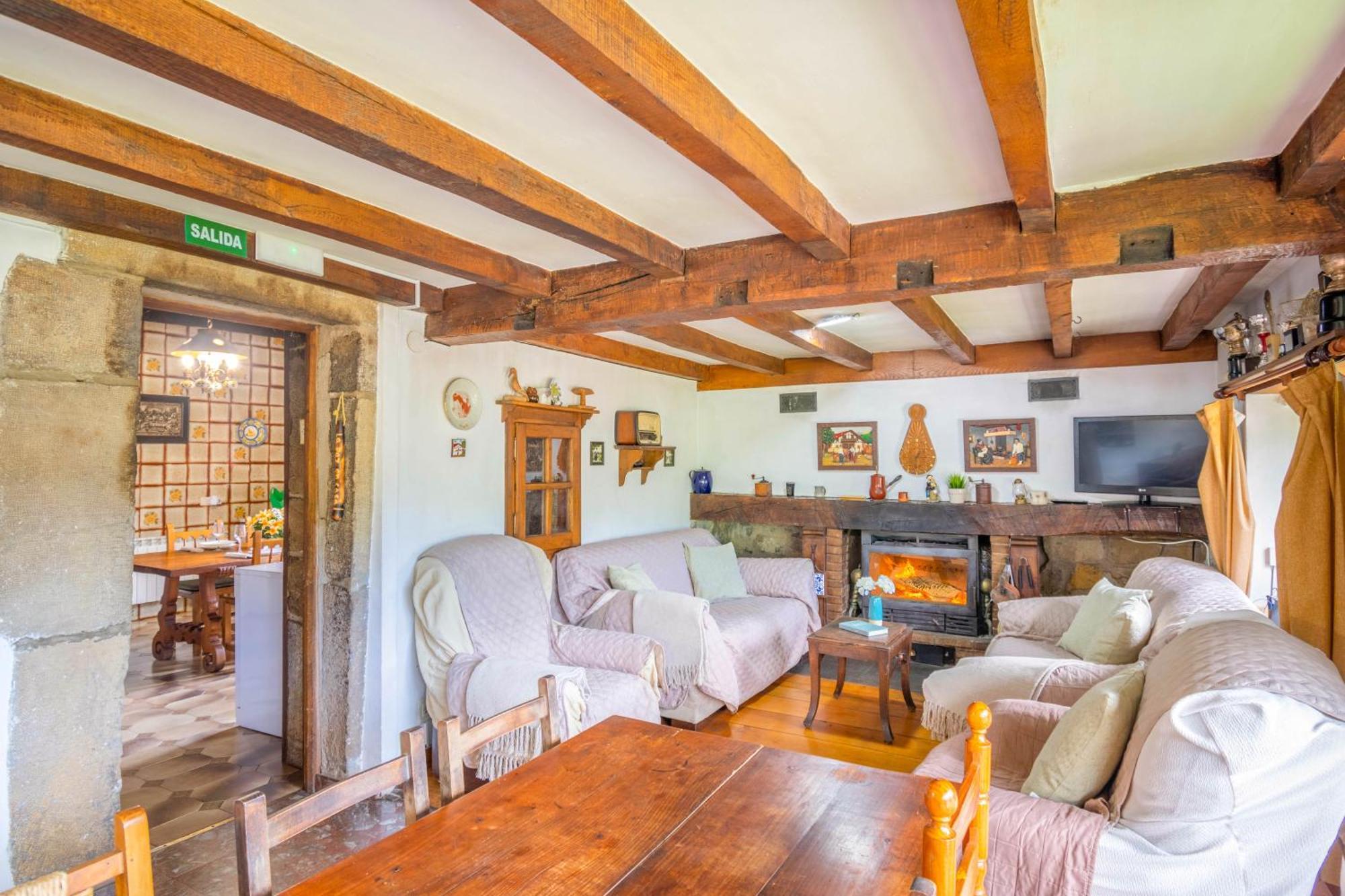 Casa Rural Arotzenia, Hogar Rustico En Pleno Valle De La Ulzama Lizaso Zewnętrze zdjęcie